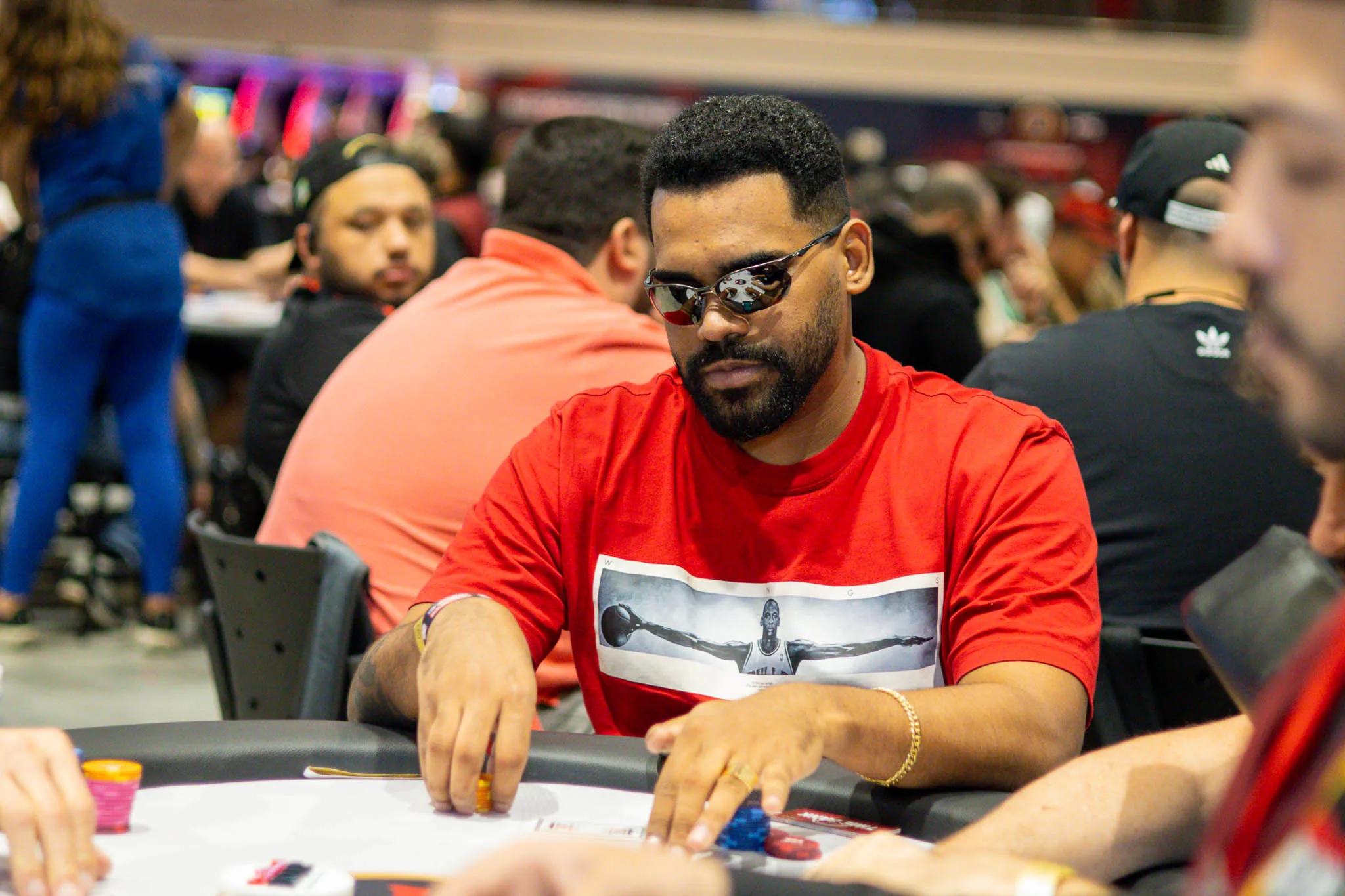 All-In Quádruplo no KSOP SA: Análise da Mão Épica de Diones Lopes e Dicas Para Torneios Progressive K.O.