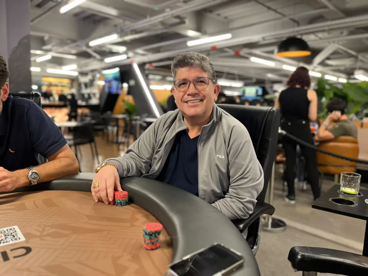 Arena Live Poker: como Curitiba se consolidou como polo do poker ao vivo no Brasil