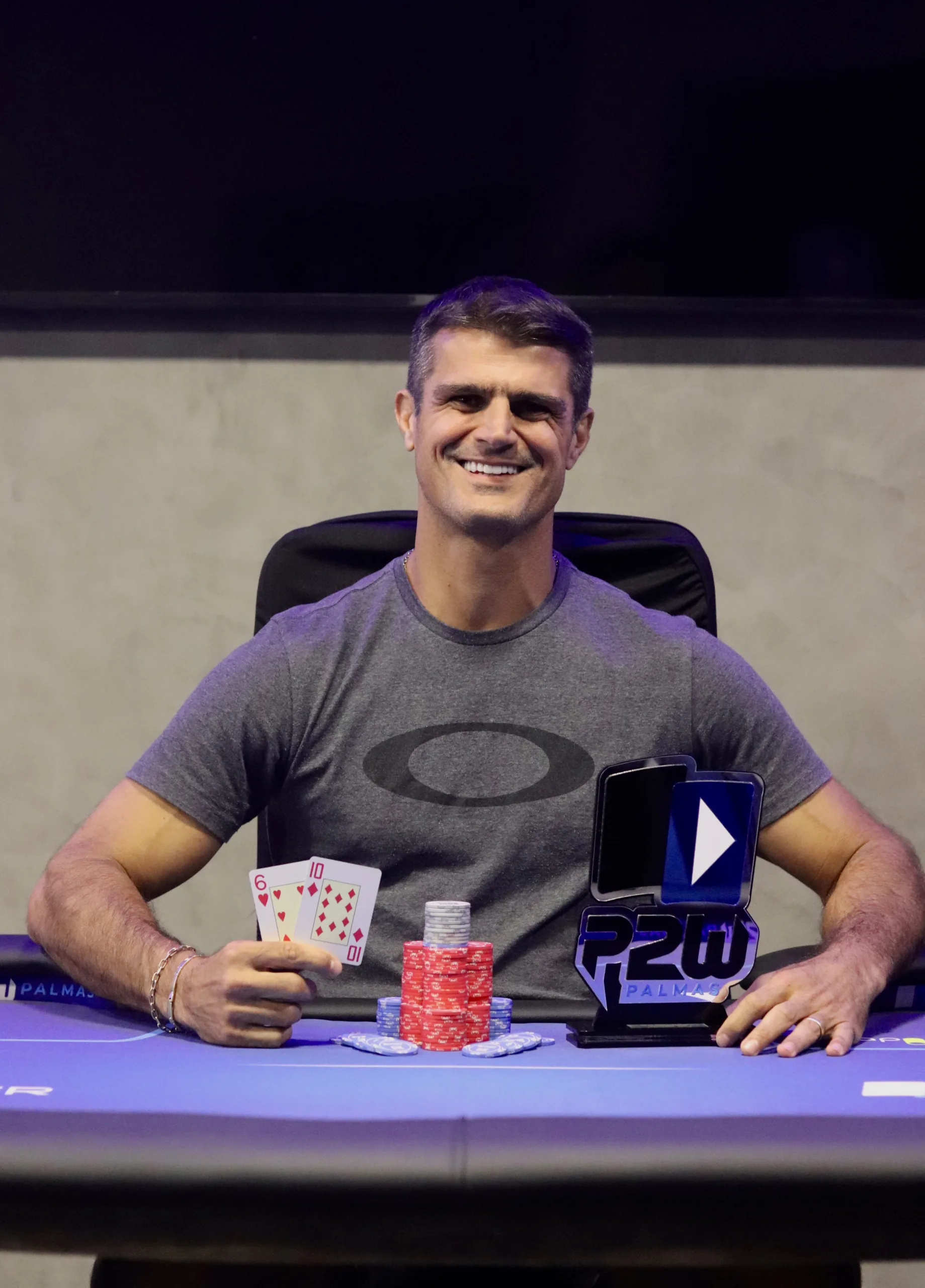 Como vencer torneios turbo de poker: lições da vitória de Eduardo Oliveira no P2W Palmas