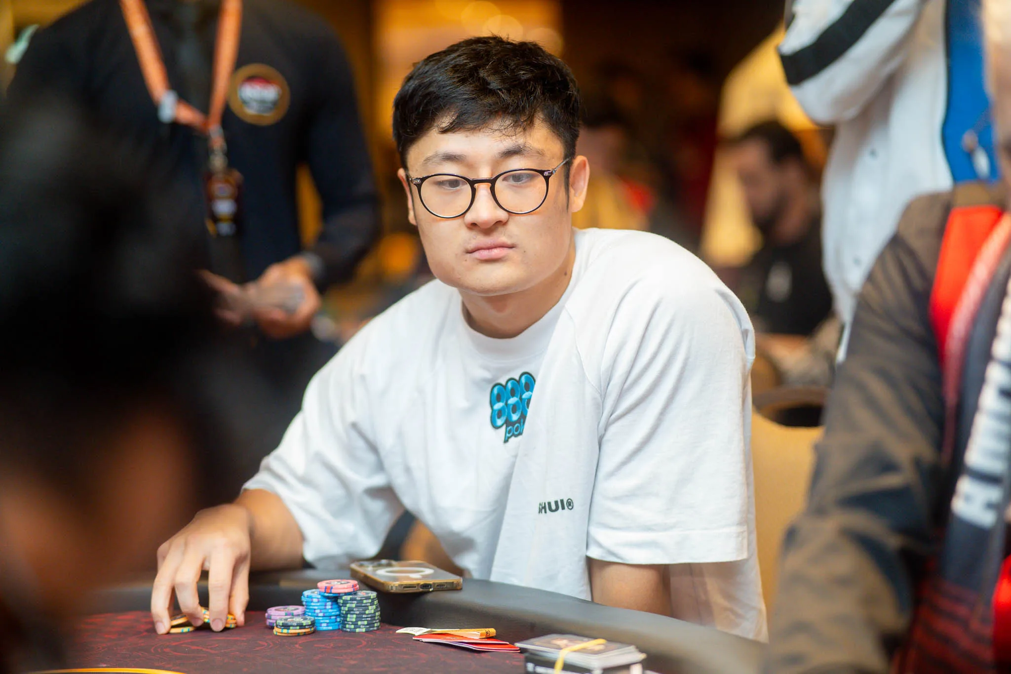 Léo Jokura brilha no Sunday Big Shot do 888poker: lições do grind dominical de alto nível